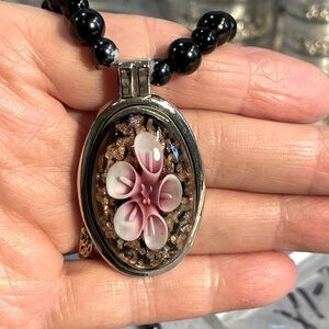 ✔️✔️Handcrafted- Artglass necklace with Cala Lilly’s.